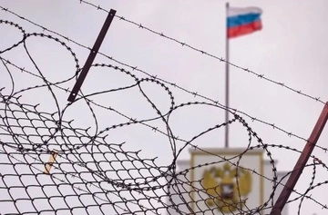 Украина ввела санкции против причастных к похищению украинских детей и судов "теневого флота" РФ