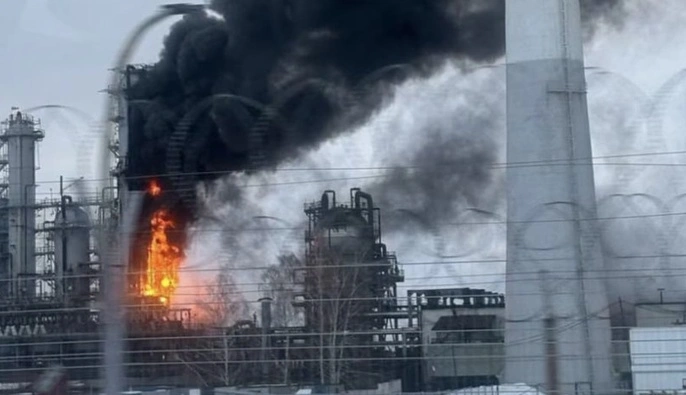 У Росії закликали НПЗ самостійно захищатися від українських дронів