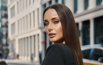 "Ми не вороги": Мішина відповіла, чи підтримує зв'язок з Еллертом, який виїхав за кордон