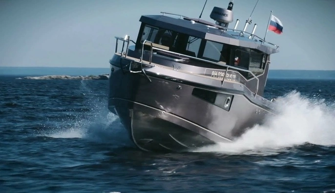 ВМС Украины поразили российские катера, охранявшие Керченский мост