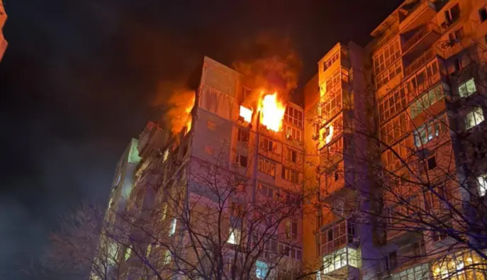 В Одесі через атаку РФ горять багатоповерхівки, в Ізмаїльському районі атаковано порт