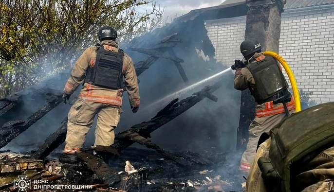 РФ атаковала медучреждение и дома на Днепропетровщине: есть пострадавшие