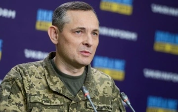 Игнат заявил, что РФ не может ежедневно совершать массированные дневные атаки дронами.