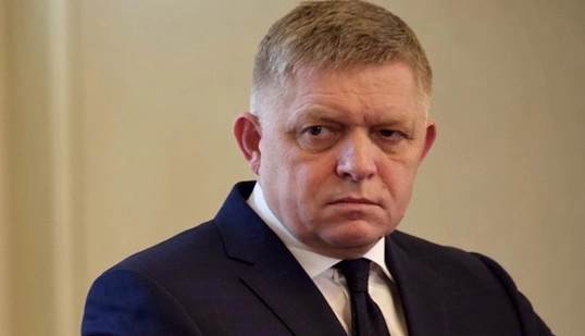 Літак Фіцо отримав дозвіл на проліт через Чехію до РФ