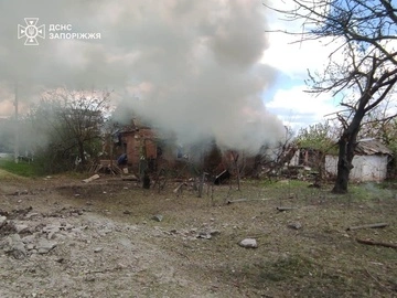 В результате вражеского авиаудара по Запорожскому району есть погибший и пострадавшие