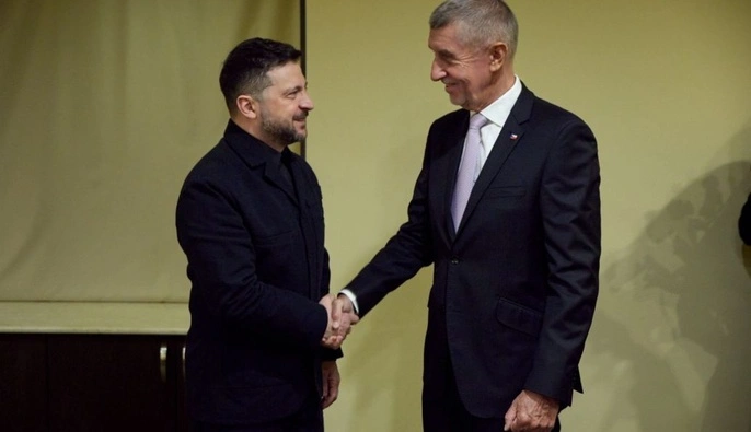 Зеленський обговорив із Бабішем кроки до членства України в ЄС