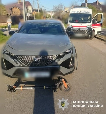 На Київщині сталася смертельна ДТП за участю автомобіля та електросамоката