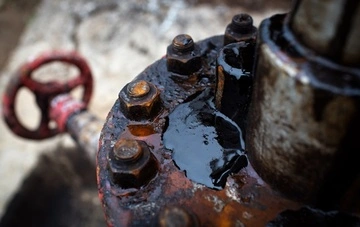 Несмотря на лидерство в экспорте нефти, США испытывают критическую проблему — Bloomberg