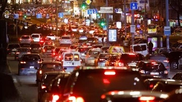 В Киеве из-за дорожных ремонтов выросли пробки: эксперт объяснил причины