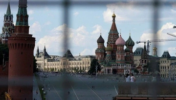 На фоне подготовки к параду в Москве РФ угрожает Украине "ударами возмездия"