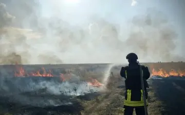 Армия РФ ударила по пригороду Харькова: вспыхнули пожары