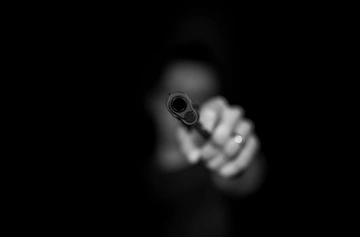 Минздрав не проверяет медицинские центры, выдающие справки на оружие — медиа