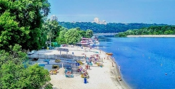 В Киеве готовят пляжи к лету, несмотря на ограничения: детали