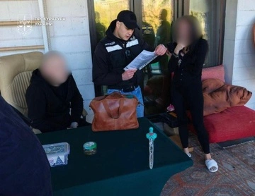 Отдали "на проверку СБУ": в Киеве двух пенсионерок обманули на 3 млн грн