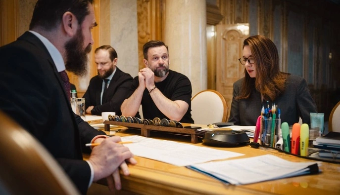 Освітній селектор із громадами: Свириденко розповіла про підвищення зарплат