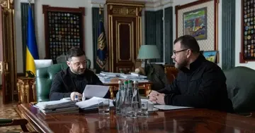 Оборот гражданского оружия: глава МВД доложил Зеленскому о подготовке изменений к законопроекту