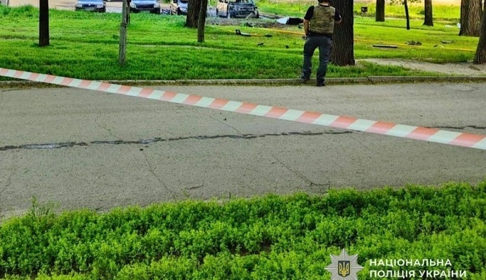 В Днепре взорвалась машина — ранены двое мужчин