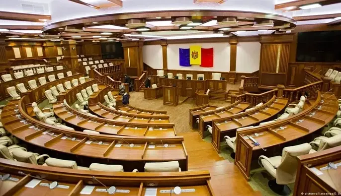 У парламенті Молдови відмовилися від використання російської мови в роботі 