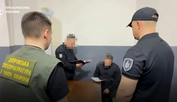 Суд отправил на гауптвахту военнослужащего, которого подозревают в избиении бойца 155-й бригады