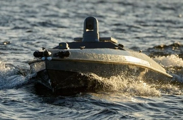 В территориальных водах Греции нашли украинский морской дрон Magura V5