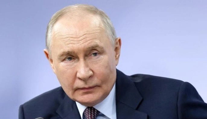 Путин заявил, что готов встретиться с Зеленским не только в Москве, но только для подписания соглашения