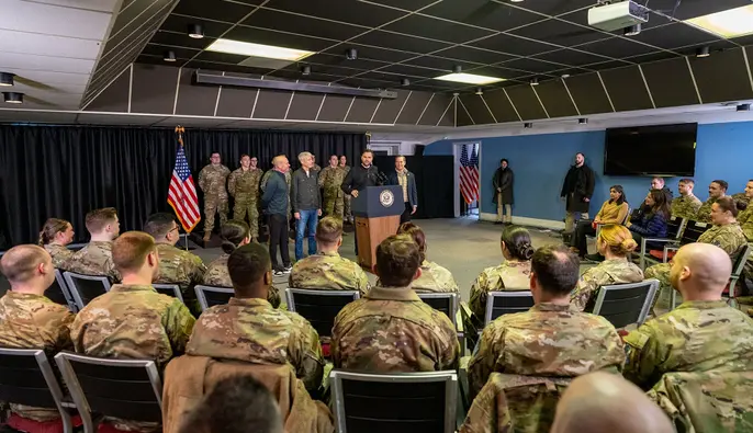США ведут секретные переговоры по открытию новых военных баз в Гренландии — BBC