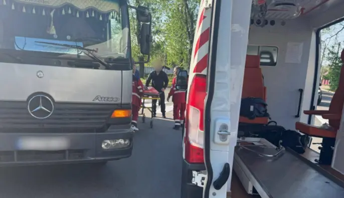 Девочка, которую в Ирпене сбил грузовик на пешеходном переходе, скончалась — полиция