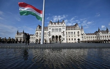 Угорська влада може переглянути закон Орбана про ЛГБТ+