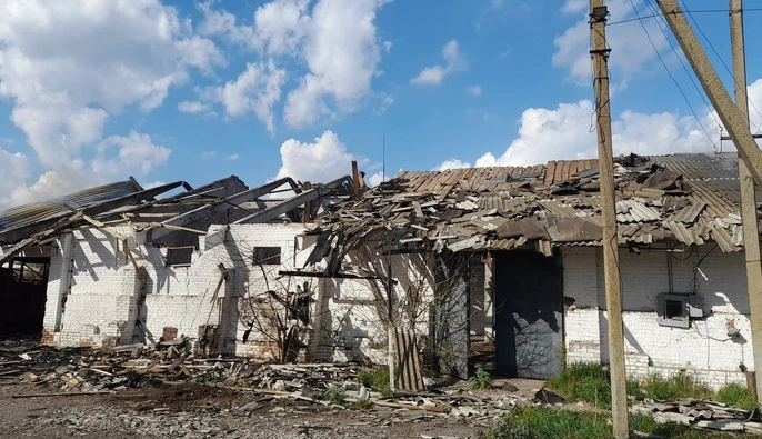 Российский беспилотник атаковал агропредприятие в Сумской области: подробности