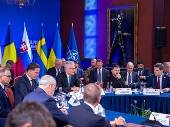 У Румунії стартує саміт "Бухарестської дев'ятки" за участю Рютте та Зеленського 