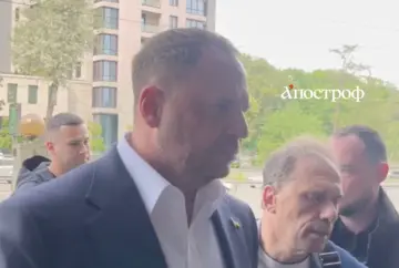 Ермак прибыл в суд, где ожидается рассмотрение применения меры пресечения