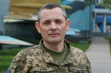 Игнат: РФ передислоцирует тактическую авиацию, вскоре возможны массированные обстрелы