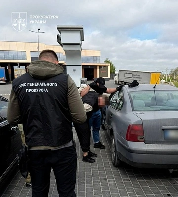 Посадовця військової частини підозрюють у вимаганні грошей за постачання продуктів для ЗСУ