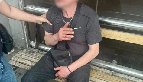 У Києві затримали чоловіка, який розбещував 8-річну дівчинку у приміщенні лікарні