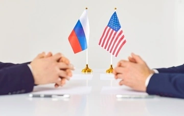 Россия пытается вести переговоры с США в обход Украины: политик рассказал детали