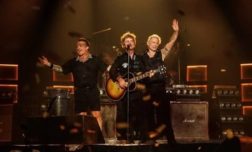 Гурт Green Day випускає власну комедійну стрічку: деталі