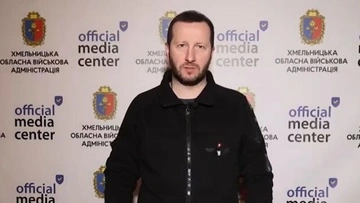 Хмельниччина під атакою дронів – є постраждалі, тривога триває