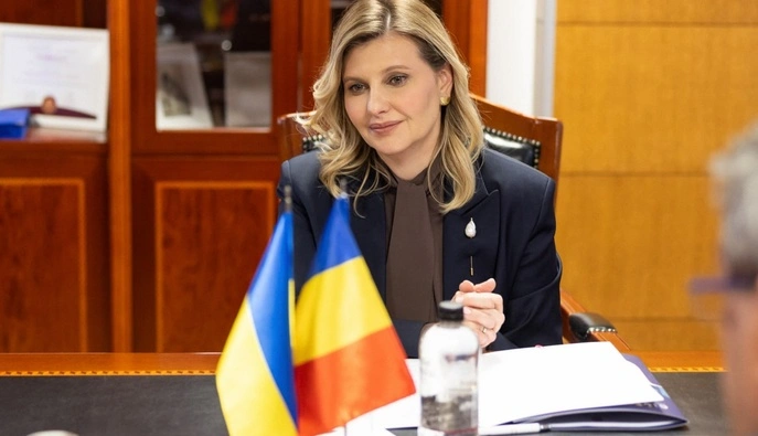 Олена Зеленська обрала український бренд для візиту до Бухареста: стильний образ першої леді