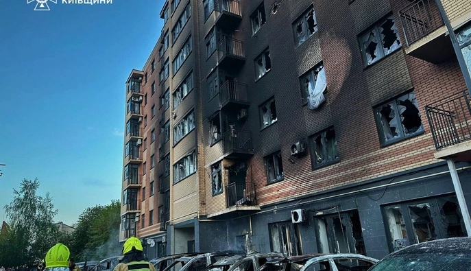 На Київщині після нічної атаки РФ постраждали 7 людей, серед них дитина