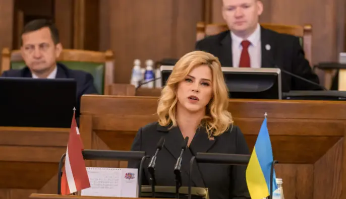 Премьер-министр Латвии Эвика Силиня подала в отставку вместе с правительством  