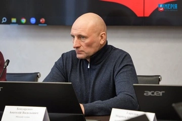 Попросимо людей трошки потерпіти: мер Черкас про ситуацію довкола аварійного пішохідного мосту