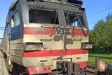 В Запорожской области БПЛА нанес удар по пригородному поезду – «Укрзализныця»