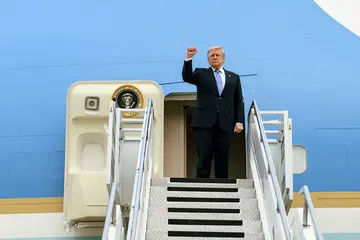Трамп покинул Китай без существенных прорывов в торговле или помощи на счет Ирана — Reuters