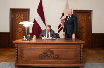 Президент Латвії доручив сформувати уряд лідеру опозиційної партії