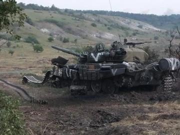 Генштаб показал свежие потери РФ: минус 1220 оккупантов и вертолёт