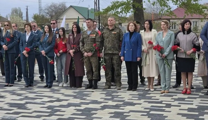 Действующий архимандрит УПЦ открыл памятник российским военным в Мелитополе