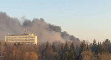 У Росії заявили про атаку дронів на Москву та НПЗ у Ярославлі