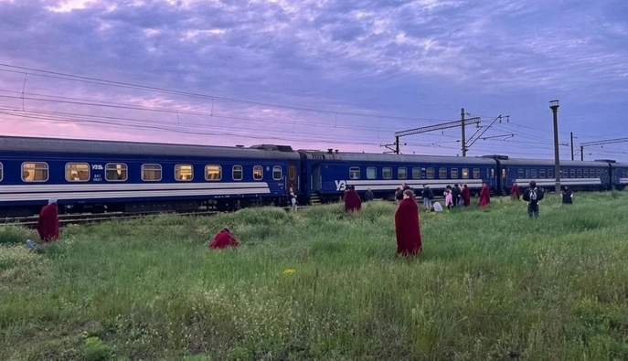 Пасажирів потяга Київ – Кривий Ріг евакуювали через загрозу 