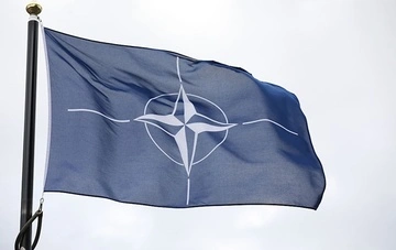 ЗМІ: у НАТО шукають способи підтримки судноплавства в Ормузькій протоці