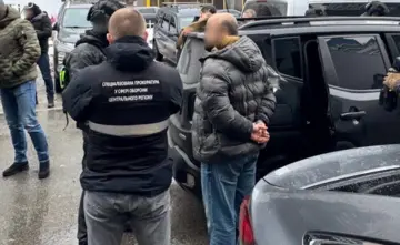 Требовал $13 000: в Киеве под суд пойдет бывший доброволец